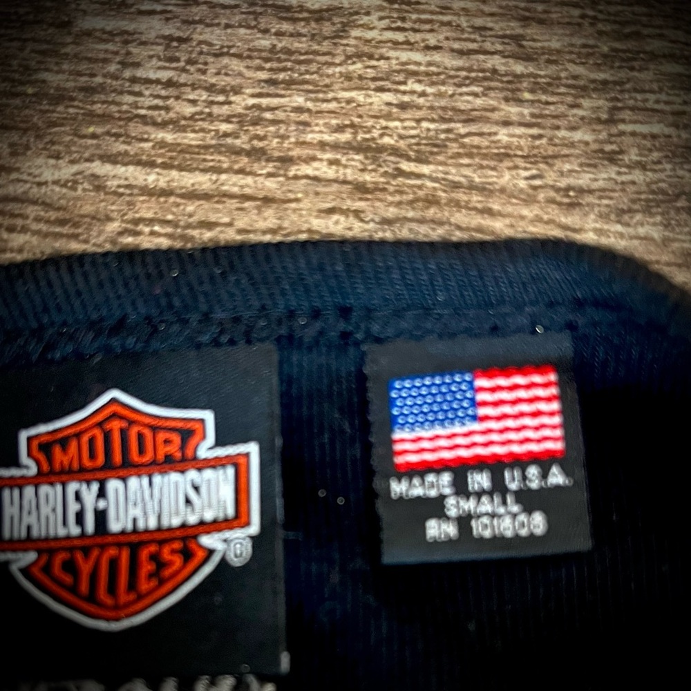 Harley Davidson black sweater with sparkles Knoxville, Tn. Made USA S runs big - Picture 7 of 8